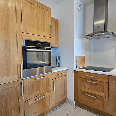 Grand 3 Pieces, 2 Jardins, Parking Sous Sol. Daire Deauville